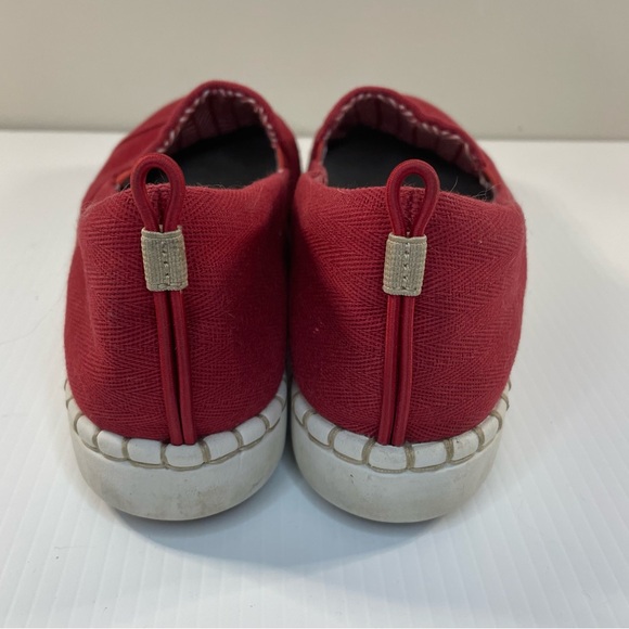 Clarks Collection Cloud Steppers Slip On Step Glow Jade Red Shoes 7.5 M - Picture 2 of 8